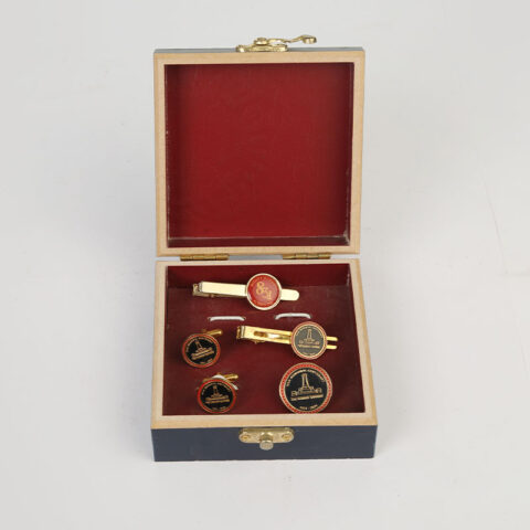 Classic Gold-Plated Cufflink & Tie Pin Gift Set – Heritage Edition