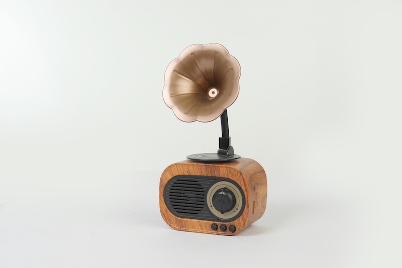 Vintage Gramophone & Radio Style Bluetooth Speaker